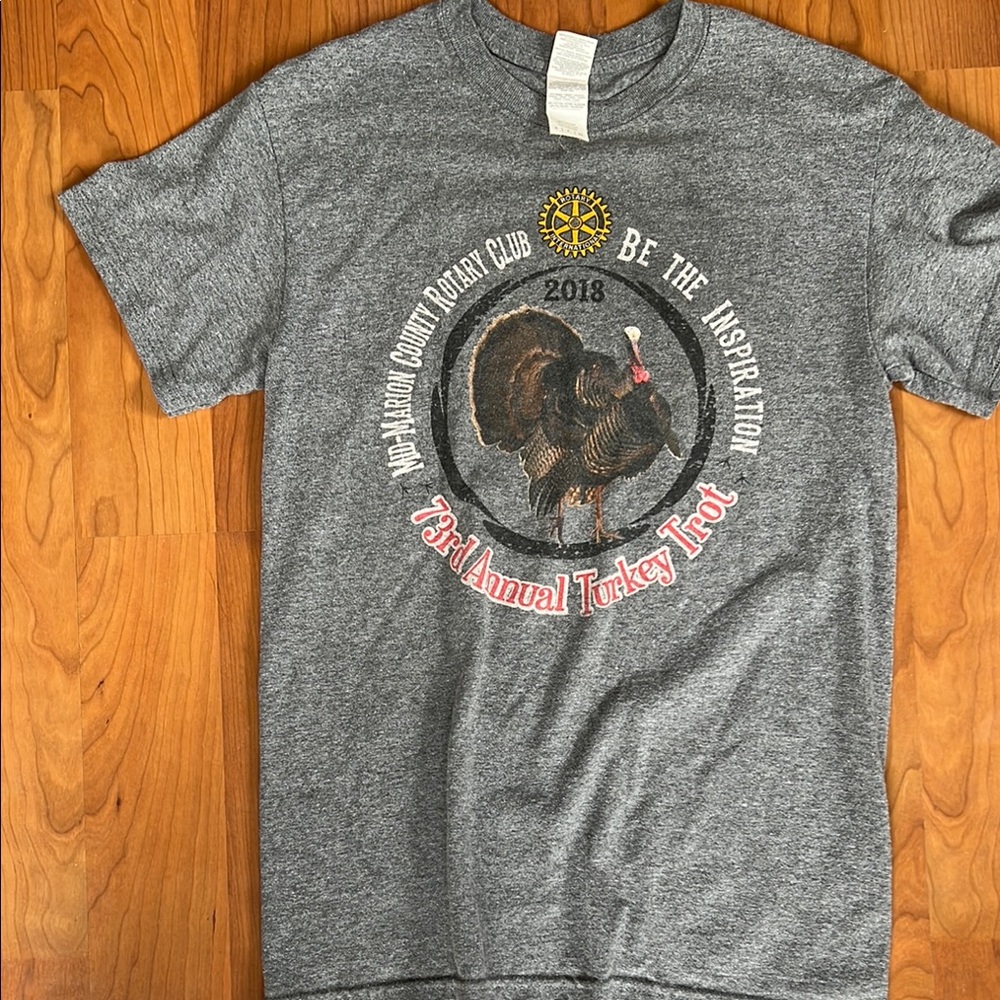 Rotary Club 73rd Annual Turkey Trot 2018 Gray Graphic Tee